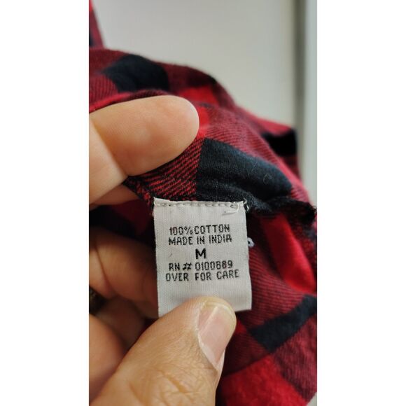 KEREN hart Women's Medium1/4 Zip Red and Black Plaid Long Sleeve Pull-Over - Picture 3 of 6